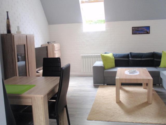 גיז'יצקו Apartament Unii Europejskiej מראה חיצוני תמונה